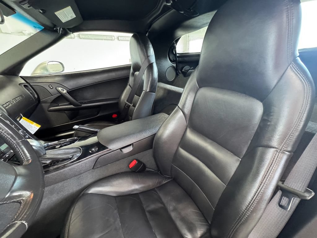 Used 2008 Chevrolet Corvette Coupe RWD image 12