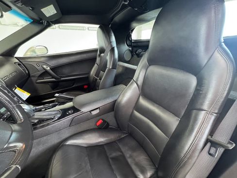 Used 2008 Chevrolet Corvette Coupe RWD image 12
