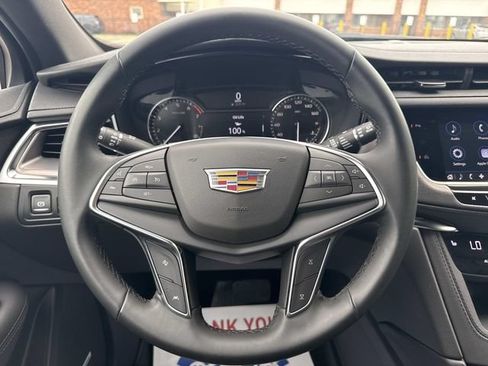 Certified 2024 Cadillac XT5 Luxury w/ LPO, Floor Liner Package AWD/4WD image 34