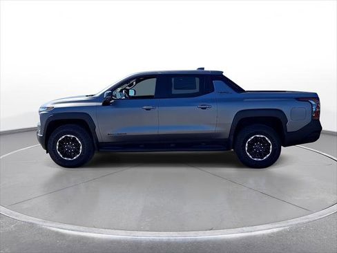 New 2026 Chevrolet Silverado EV Trail Boss w/ Premium Package AWD/4WD image 5