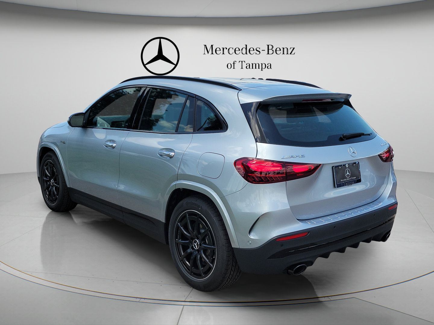 New 2026 Mercedes-Benz GLA 35 AMG 4MATIC image 2