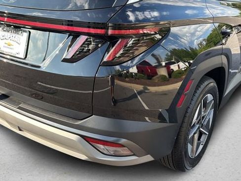 Used 2025 Hyundai Tucson SEL FWD image 38