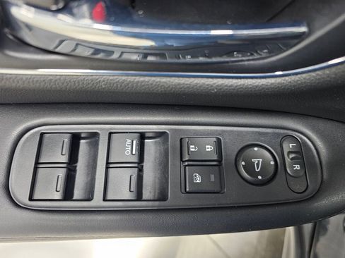 Used 2022 Honda HR-V EX-L image 28