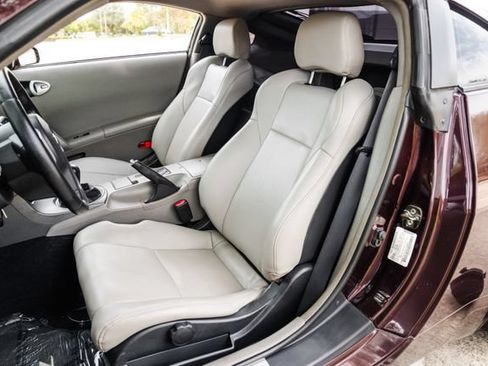 Used 2003 Nissan 350Z Touring RWD image 5