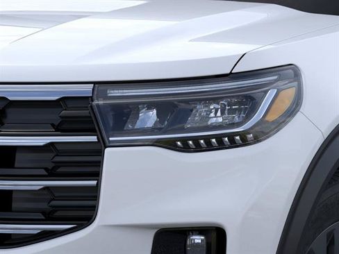 New 2026 Ford Explorer Active w/ Active Comfort Package AWD/4WD image 18