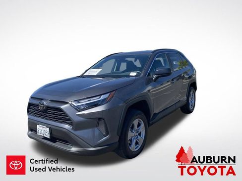 Certified 2025 Toyota RAV4 LE AWD/4WD image 4