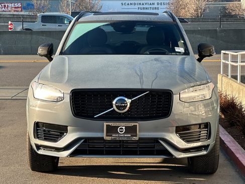 Used 2022 Volvo XC90 T8 R-Design image 10