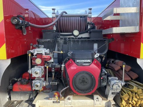 Used 2015 Chevrolet Silverado 3500 LT w/ Snow Plow Prep Package image 12