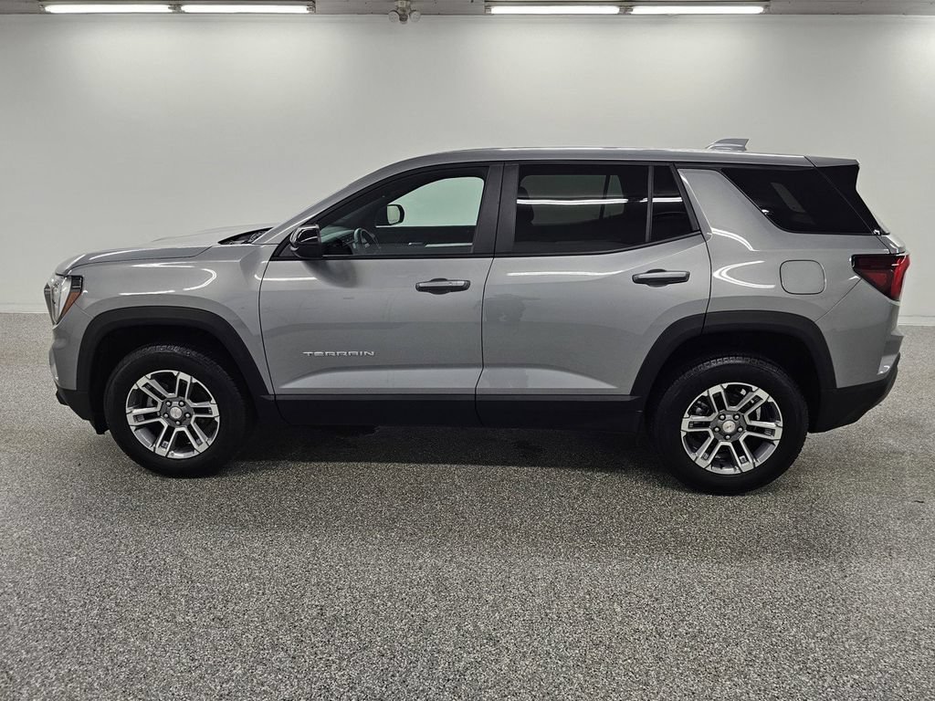 Used 2025 GMC Terrain Elevation AWD/4WD image 7