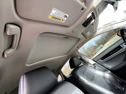 Used 2023 Honda Civic Touring image 22