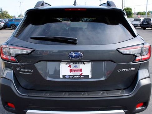 Certified 2025 Subaru Outback Limited AWD/4WD image 6