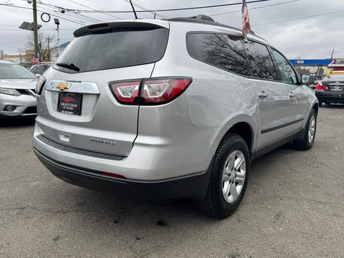 Used 2016 Chevrolet Traverse LS AWD/4WD image 6