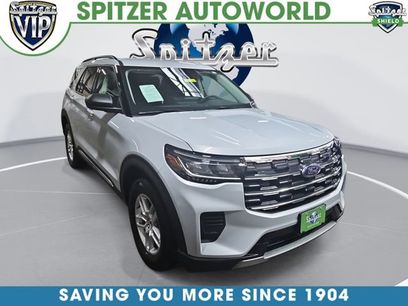 Used 2025 Ford Explorer Active