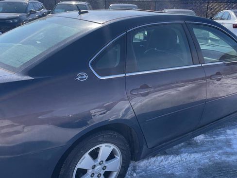 Used 2009 Chevrolet Impala LT w/ Luxury Edition Package image 12