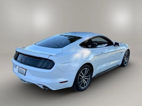 Used 2015 Ford Mustang GT RWD image 16