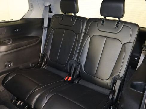 Used 2021 Jeep Grand Cherokee L Limited image 18