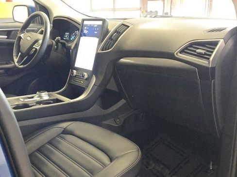 Used 2024 Ford Edge SEL AWD/4WD image 4
