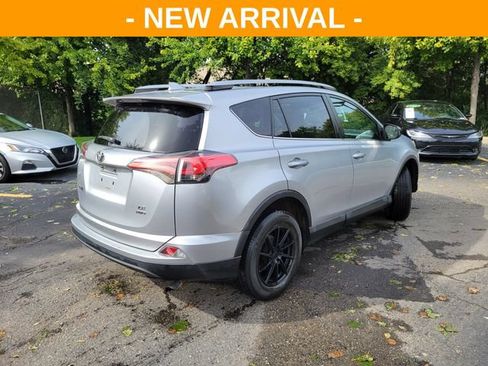 Used 2017 Toyota RAV4 LE w/ All Weather Liner Package AWD/4WD image 3