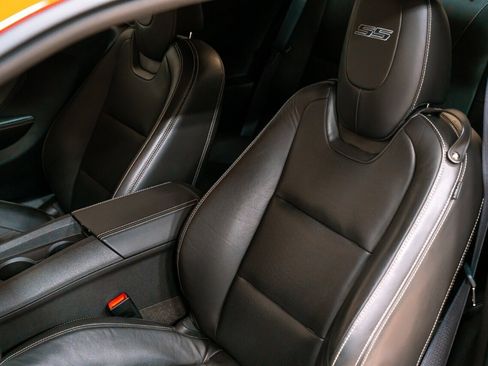 Used 2011 Chevrolet Camaro SS image 18