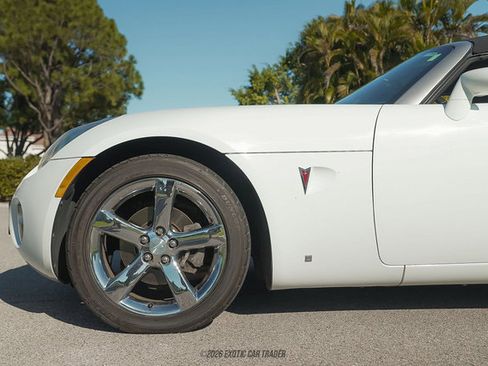 Used 2007 Pontiac Solstice Convertible w/ Premium Package image 43