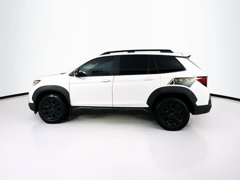 Used 2023 Honda Passport TrailSport image 4