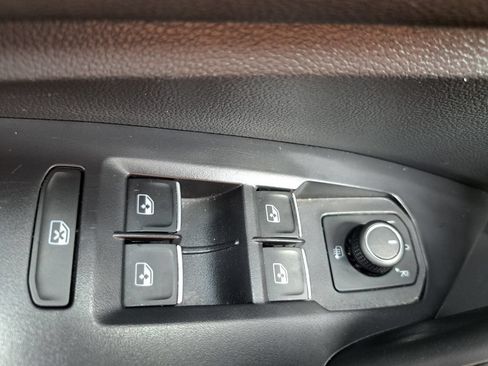 Used 2024 Volkswagen Jetta S FWD image 17