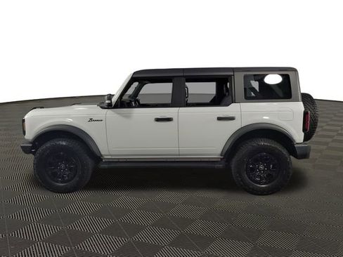 Used 2024 Ford Bronco Wildtrak image 5