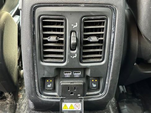 Used 2014 Jeep Grand Cherokee Overland image 20