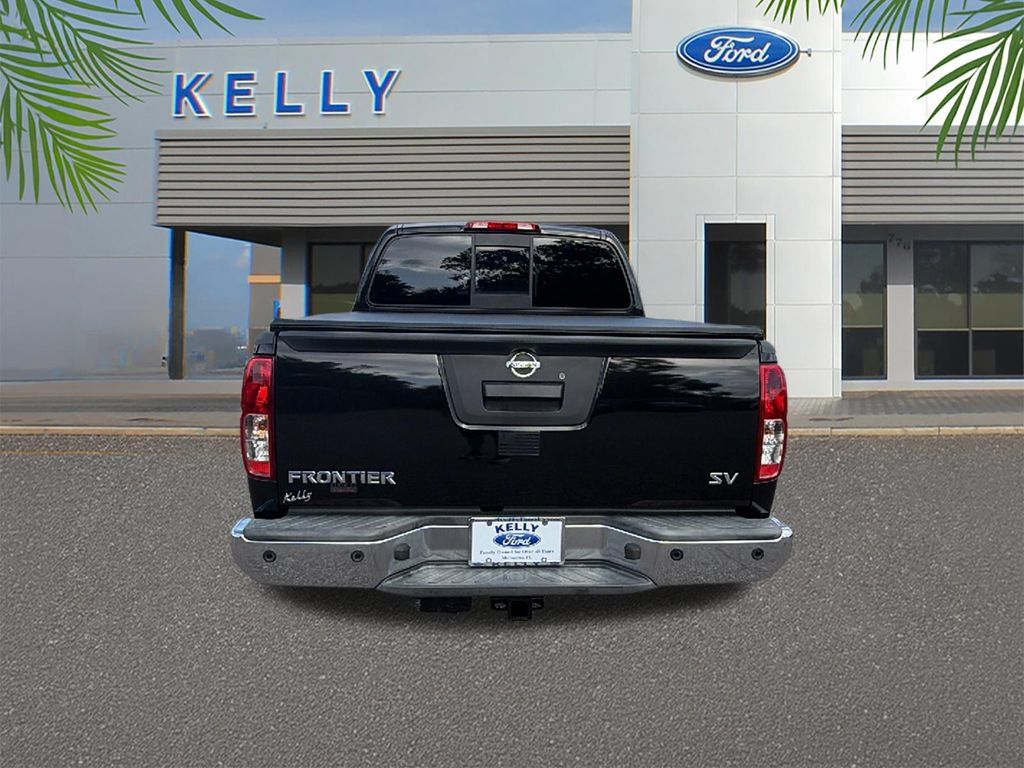 Used 2021 Nissan Frontier SV RWD image 4