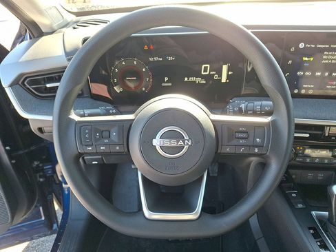 Used 2026 Nissan Kicks SV w/ Cold Weather Package image 16