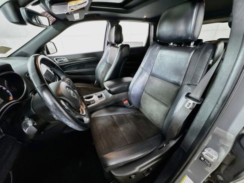 Used 2022 Jeep Grand Cherokee Laredo X AWD/4WD image 15
