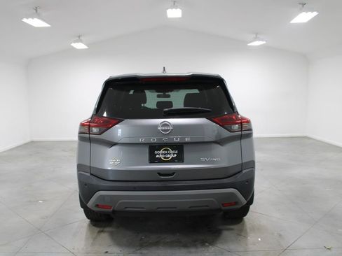 Used 2023 Nissan Rogue SV AWD/4WD image 8