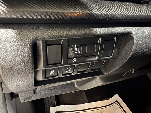 Used 2023 Subaru Crosstrek 2.0i image 19