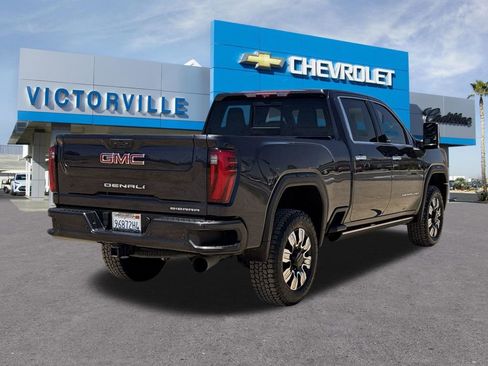 Certified 2024 GMC Sierra 2500 Denali w/ Denali Reserve Package AWD/4WD image 11