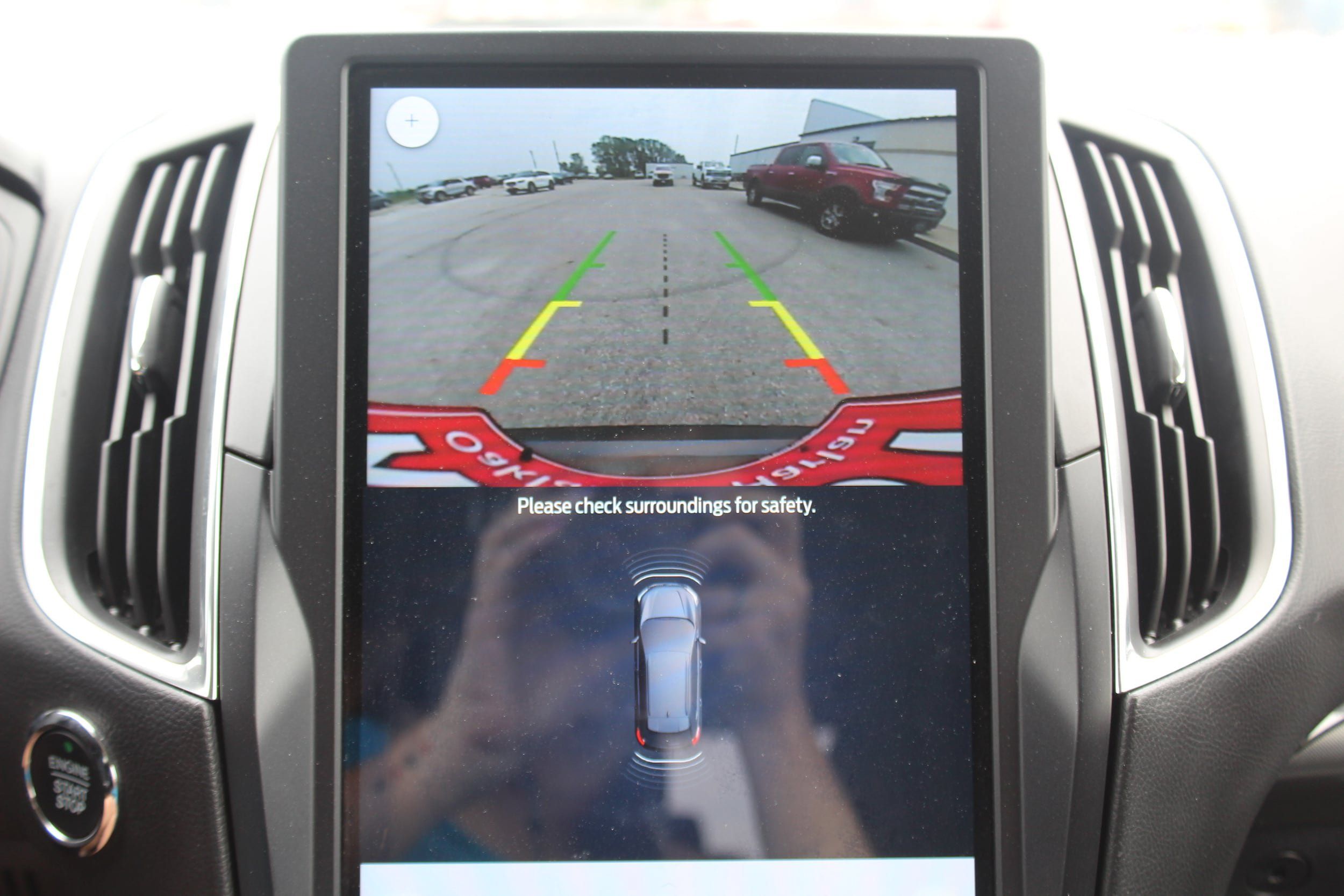 Used 2022 Ford Edge Titanium AWD/4WD image 13
