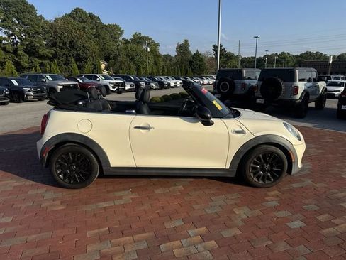 Used 2019 MINI Cooper Convertible w/ Signature Upholstery Package FWD image 16
