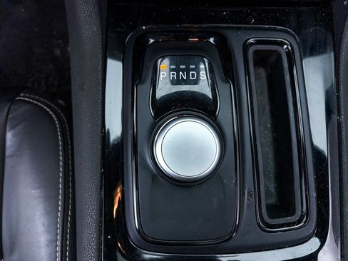 Used 2022 Chrysler 300 S w/ Safetytec Plus Group image 21