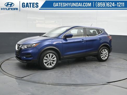 Used 2022 Nissan Rogue Sport S image 7