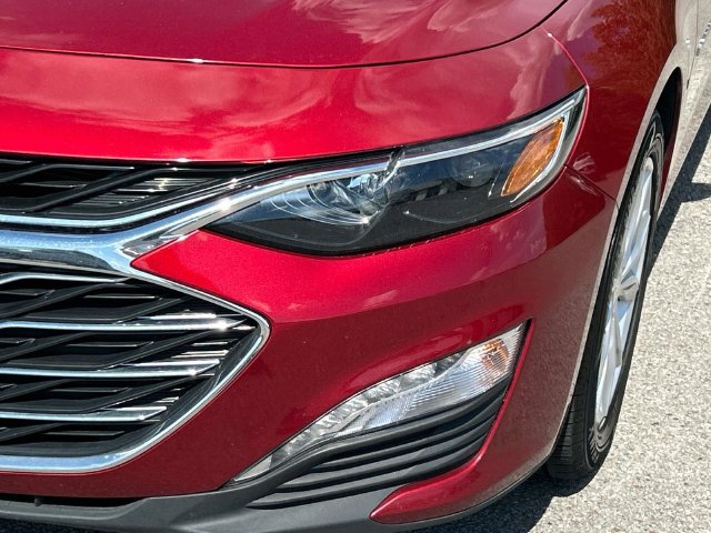 Used 2025 Chevrolet Malibu LT FWD image 9