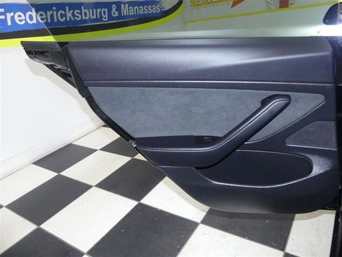 Used 2020 Tesla Model 3 Standard Range Plus RWD image 23