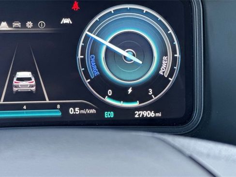 Used 2023 Hyundai Kona SE image 30