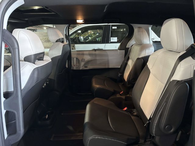 New 2026 Toyota Sienna XSE AWD/4WD image 11