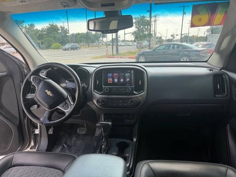 Used 2016 Chevrolet Colorado Z71 AWD/4WD image 17