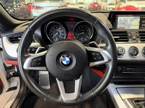 Used 2016 BMW Z4 sDrive35i RWD image 14