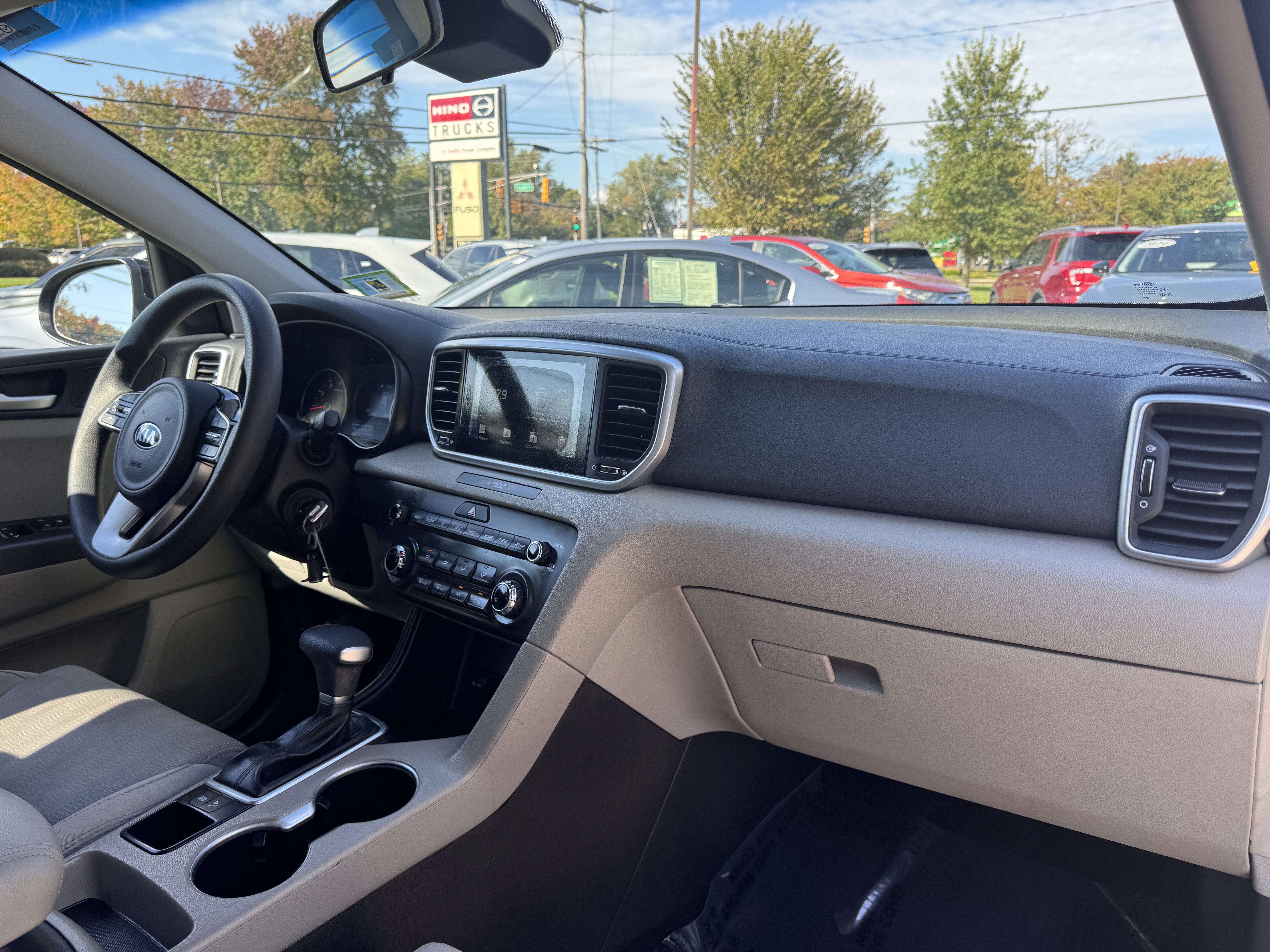 Used 2020 Kia Sportage LX FWD image 15