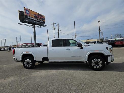 Used 2025 GMC Sierra 3500 Denali w/ Denali Reserve Package image 6