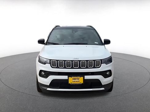 Used 2025 Jeep Compass Limited AWD/4WD image 3