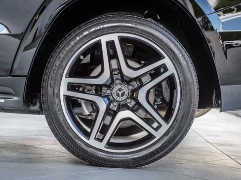 Used 2018 Mercedes-Benz GLS 550 4MATIC w/ Offroad Package image 14