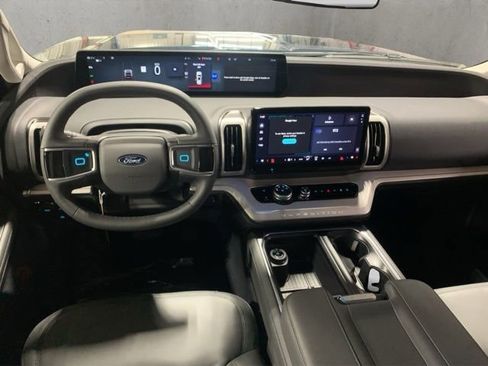New 2026 Ford Expedition Max Active AWD/4WD image 12