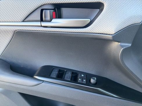New 2026 Toyota Camry SE image 12